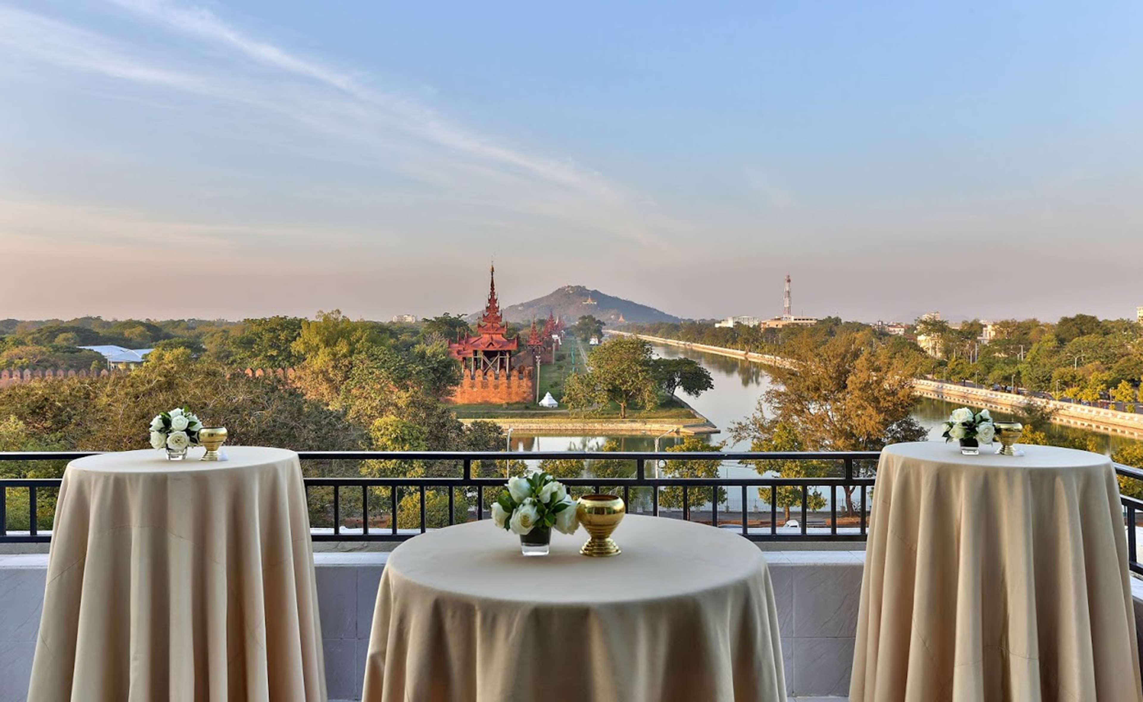 Hotel Hilton Mandalay Extérieur photo