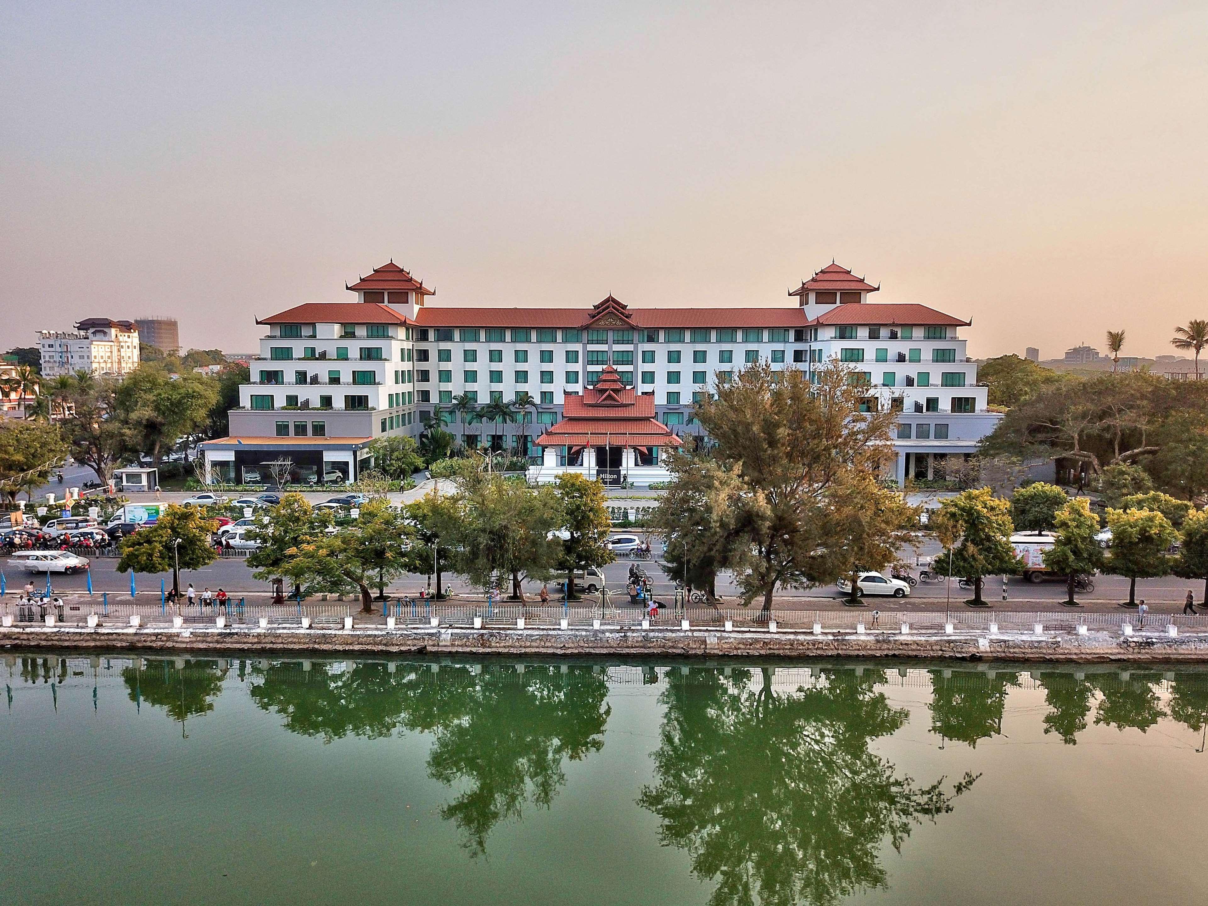 Hotel Hilton Mandalay Extérieur photo